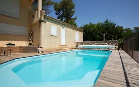 [Chambre d'hôte de charme] * avec jacuzzi et parking * Peypin